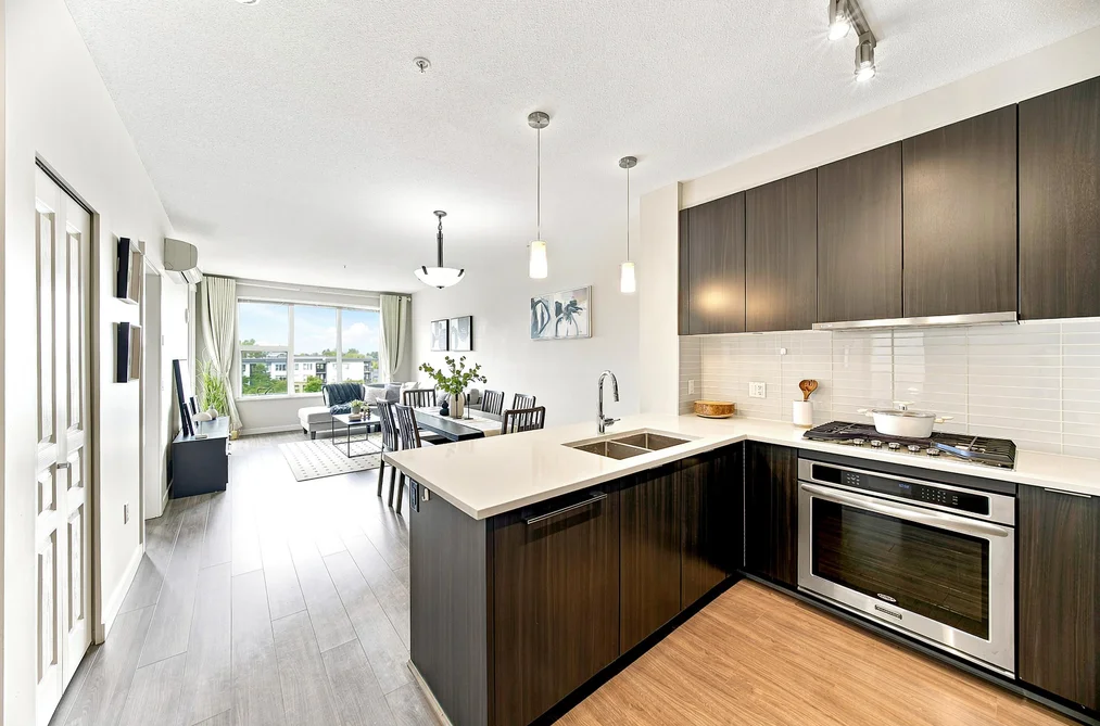 613 9399 ALEXANDRA ROAD, Richmond, BC — Residential for Sale — Photo 3 of 37