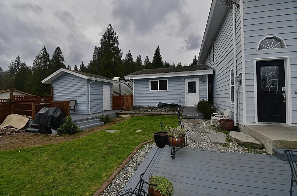 6135 FAIRWAY AVENUE, Sechelt BC V7Z 0L6, Sechelt BC — Residential for Sale - Photo 4