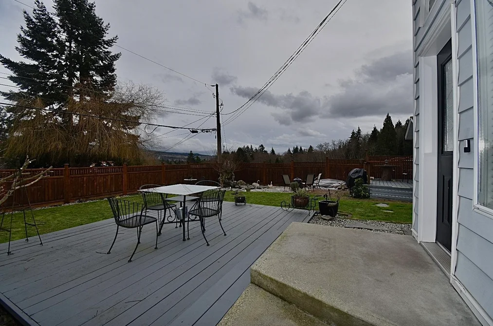 6135 FAIRWAY AVENUE, Sechelt BC V7Z 0L6, Sechelt BC — Residential for Sale - Photo 5
