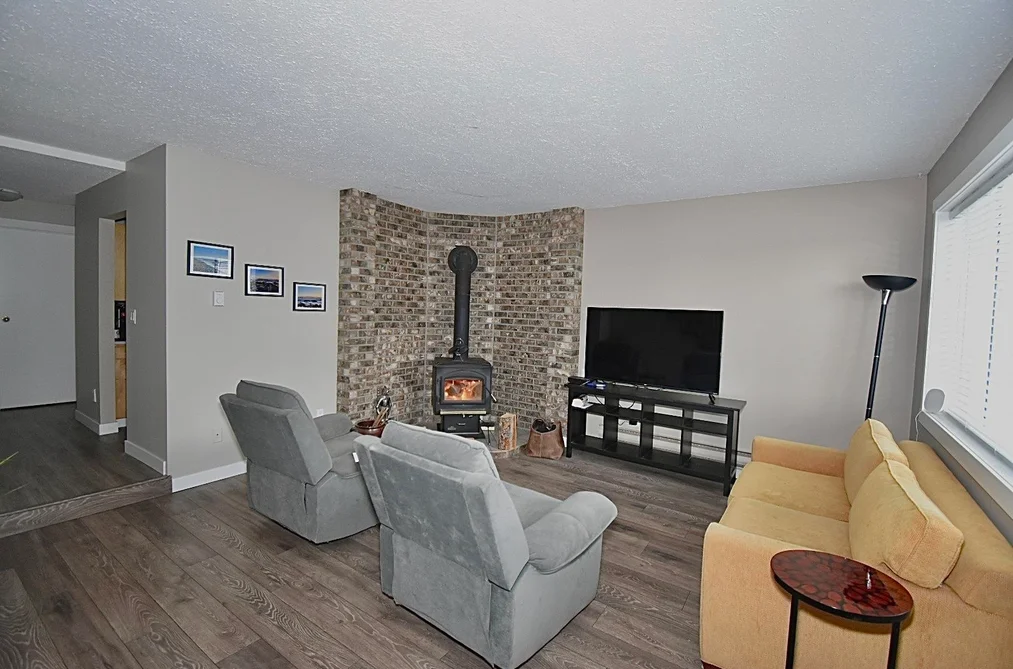 6135 FAIRWAY AVENUE, Sechelt BC V7Z 0L6, Sechelt BC — Residential for Sale - Photo 6