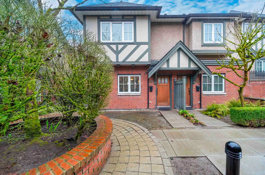 Townhouse for sale at 6139 Oak Street Vancouver British Columbia - MLS: R3099458