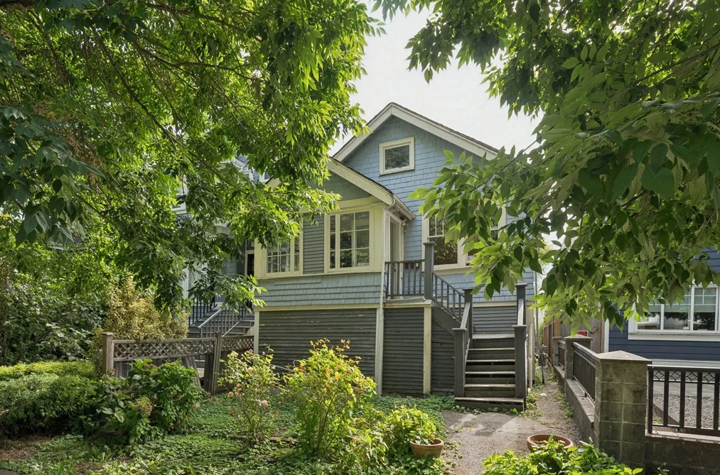 House for sale at 614 E 19th Avenue Vancouver British Columbia - MLS: R3166059