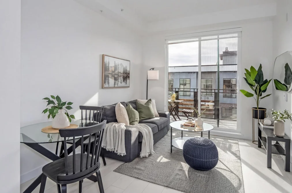 Condo for sale at 615 13439 94a Avenue Surrey British Columbia - MLS: R3118331