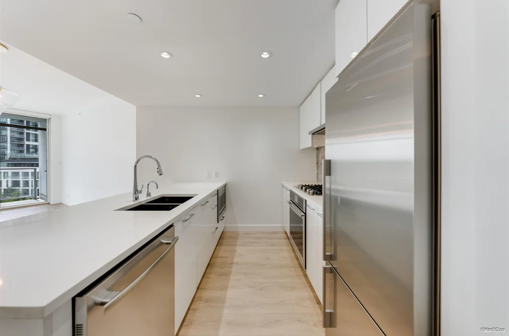 615 3557 SAWMILL CRESCENT, Vancouver BC V5S 0E2, Vancouver BC — Residential for Sale — Photo 14 of 37