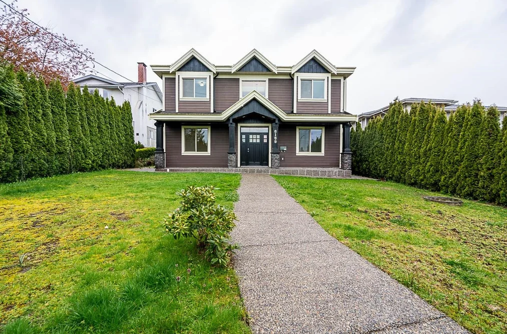 House for sale at 6159 Canada Way Burnaby British Columbia - MLS: R3102286