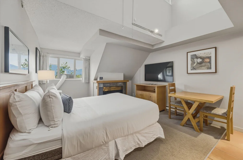 616 4295 BLACKCOMB WAY, Whistler BC V8E 0X2, Whistler BC — Residential for Sale - Photo 2