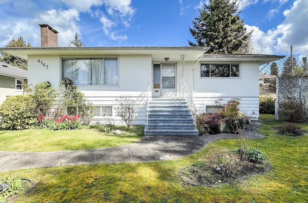 6167 BROADWAY, Burnaby BC V5B 2Y3, Burnaby BC — Residential for Sale - Photo 2