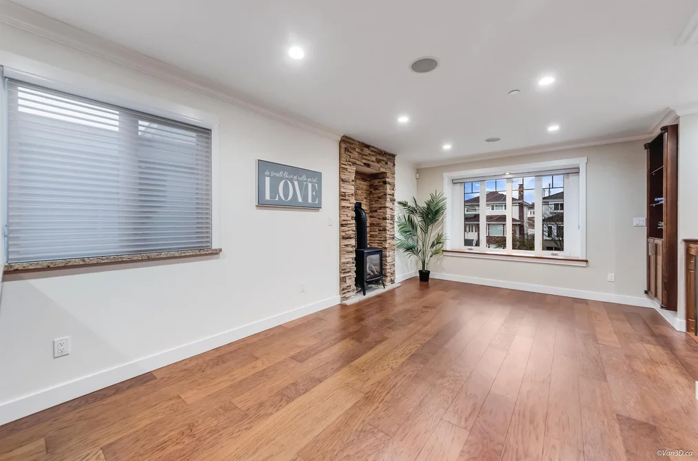 6167 COMMERCIAL STREET, Vancouver BC V5P 3P2, Vancouver BC — Residential for Sale - Photo 2