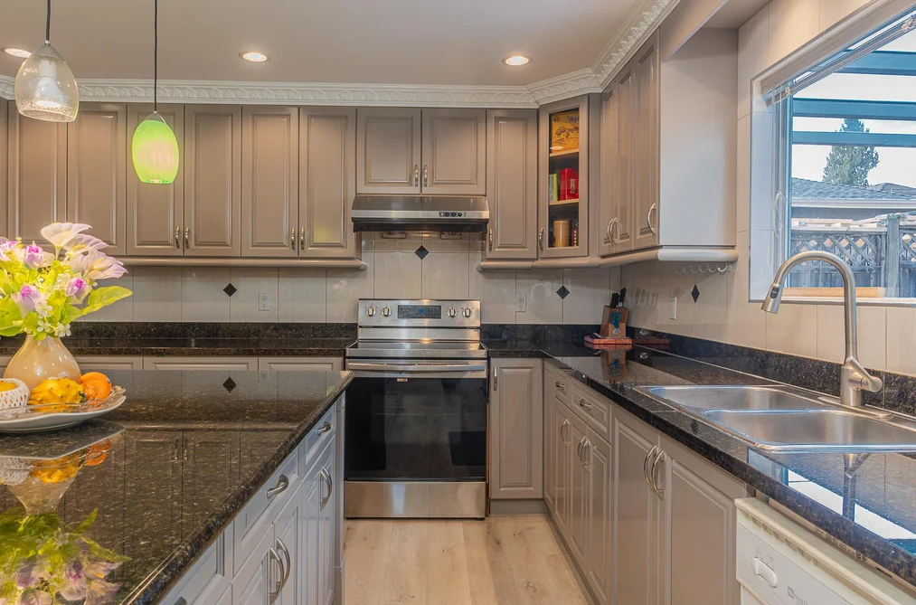 6169 LOCHDALE STREET, Burnaby BC V5B 2M6, Burnaby BC — Residential for Sale - Photo 4