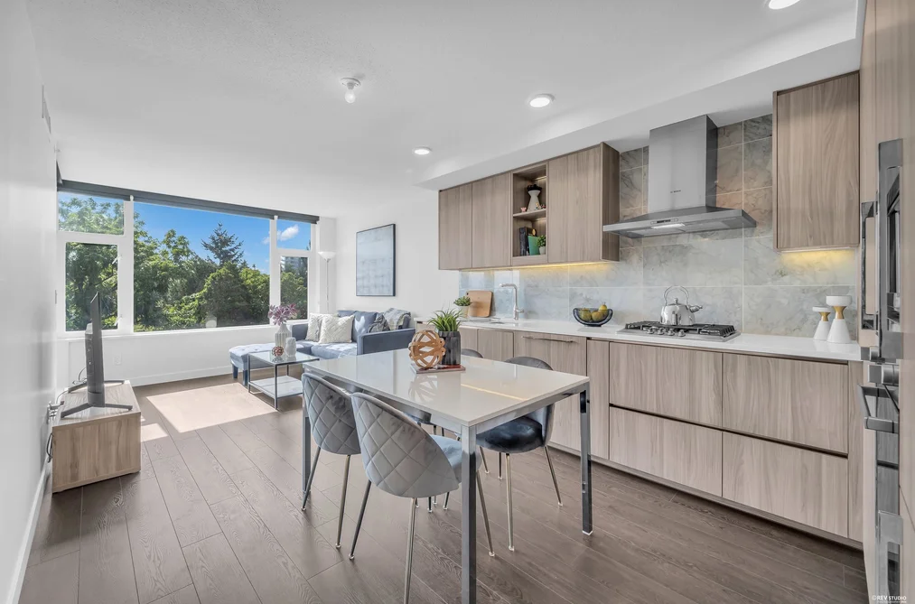Condo for sale at 617 8800 Hazelbridge Way Richmond British Columbia - MLS: R3165897