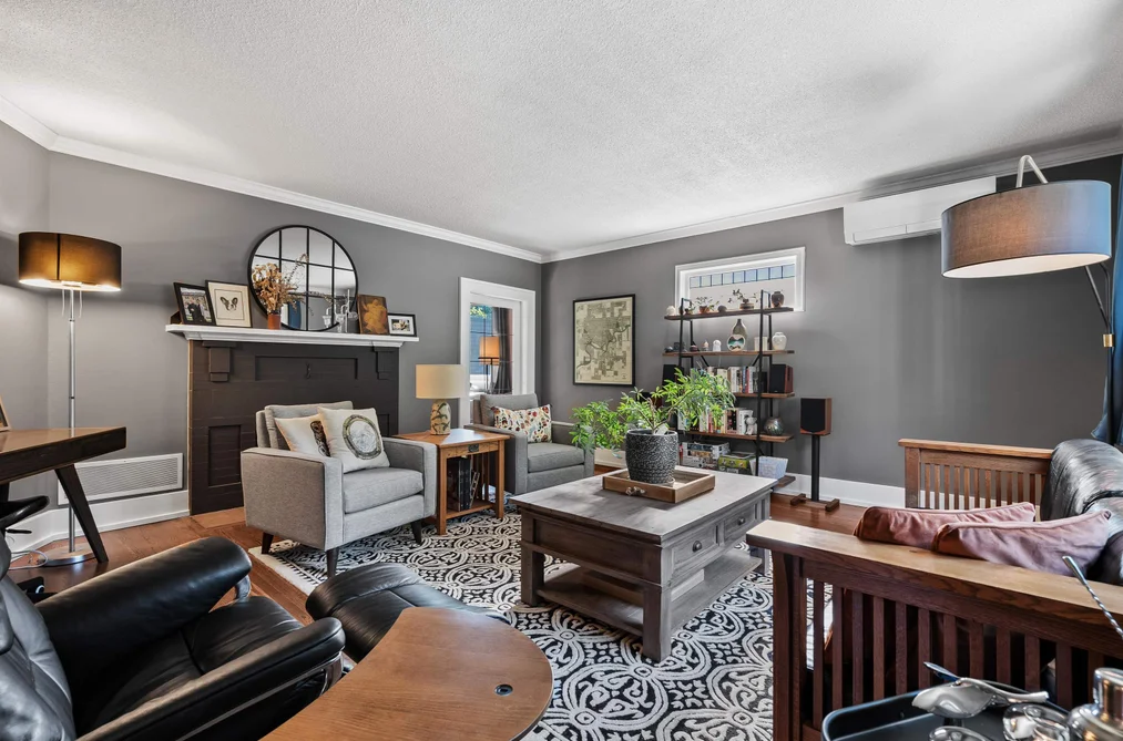 617 Fifth St, New Westminster, BC - MLS: R3172815