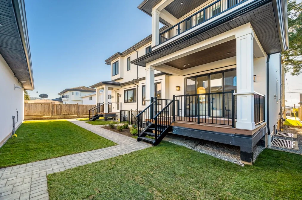 6173 AUBREY STREET, Burnaby BC V5B 2C9, Burnaby BC — Residential for Sale - Photo 2