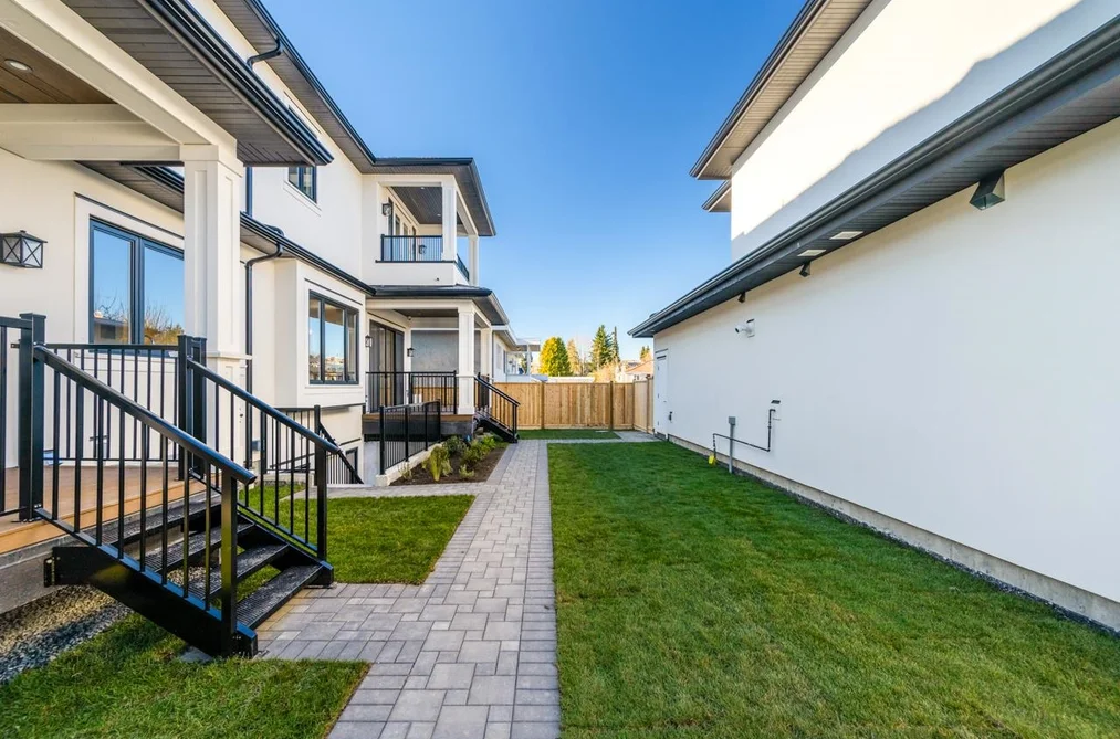 6173 AUBREY STREET, Burnaby BC V5B 2C9, Burnaby BC — Residential for Sale - Photo 3