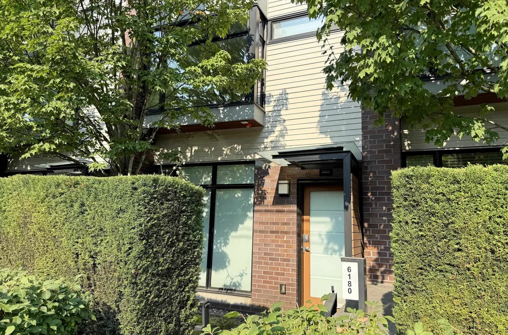 Townhouse for sale at 6180 Oak Street Vancouver British Columbia - MLS: R3152213