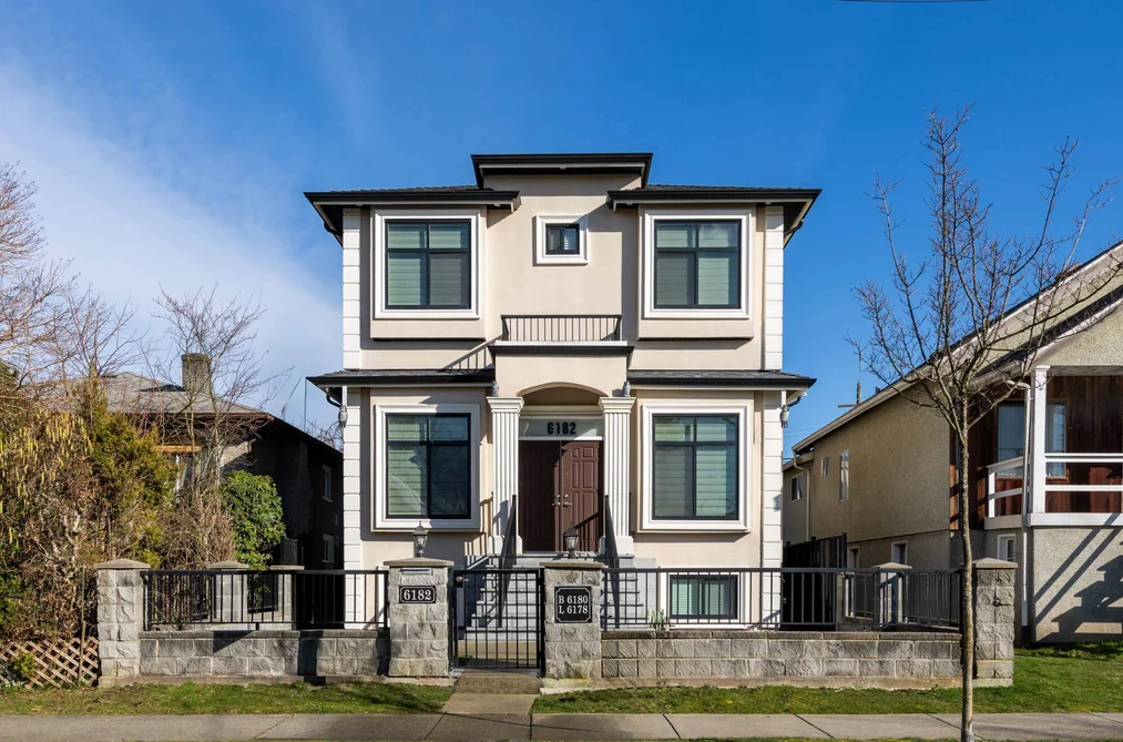 House for sale at 6182 Commercial Street Vancouver British Columbia - MLS: R3132698