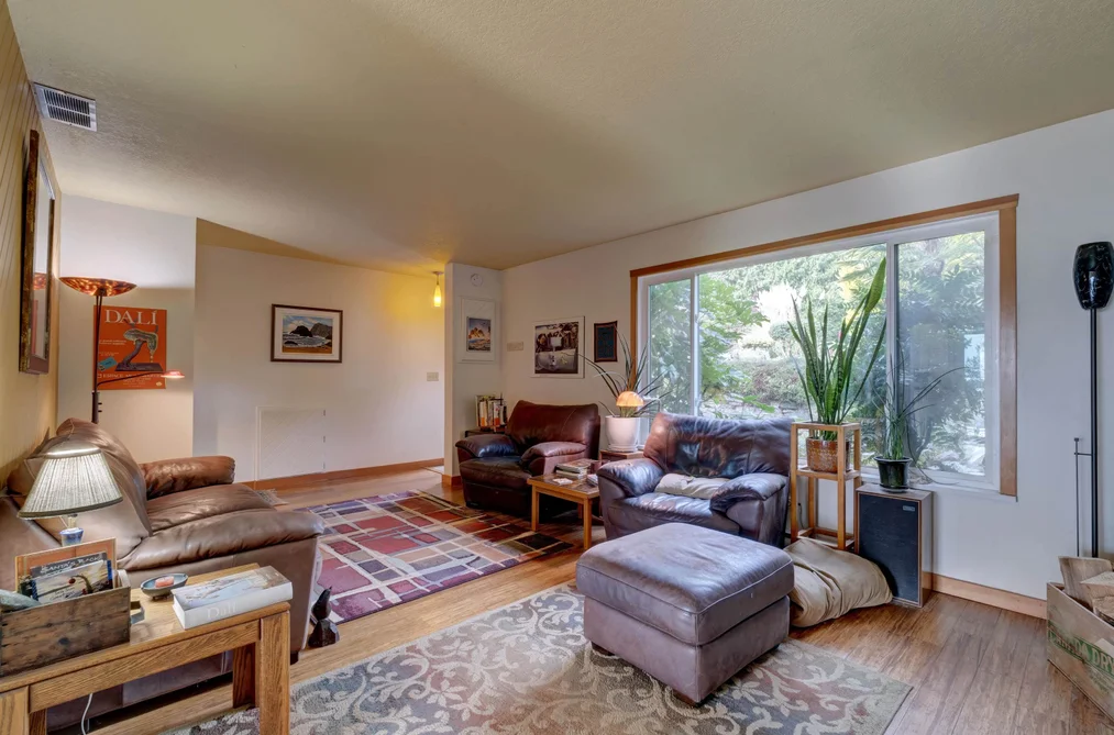 6183 BLIGH ROAD, Sechelt BC V7Z 0M1, Sechelt BC — Residential for Sale - Photo 4