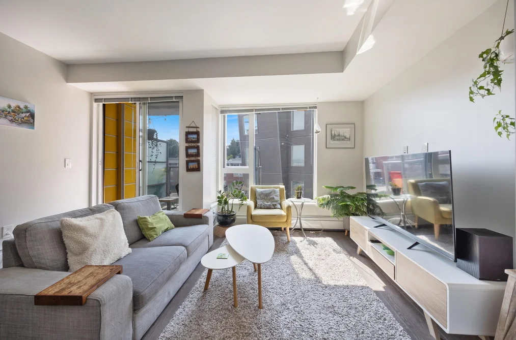 Condo for sale at 619 384 E 1st Avenue Vancouver British Columbia - MLS: R3124973