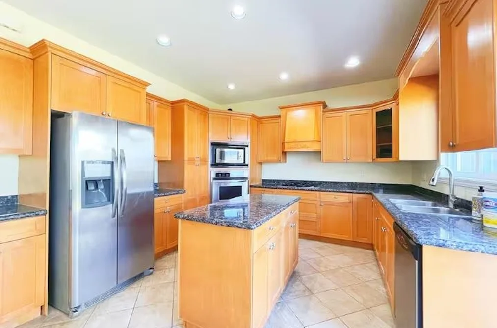 6194 175A STREET, Surrey BC V3S 4B7, Surrey BC — Residential for Sale - Photo 4