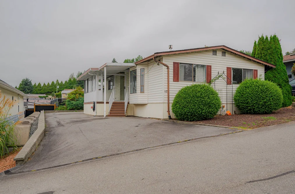 62 27111 0 AVENUE, Langley BC V4W 2T1, Langley BC — Residential for Sale - Photo 2