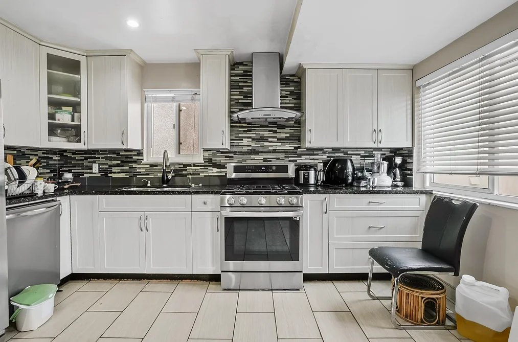 620 SLOCAN STREET, Vancouver BC V5K 3X7, Vancouver BC — Residential for Sale - Photo 7