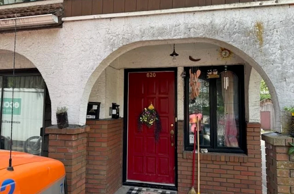 620 SMITH AVENUE, Coquitlam BC V3J 2W3, Coquitlam BC — Residential Income for Sale - Photo 3