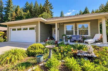 6202 Sitka Rd, Sechelt, BC - MLS: R3177408