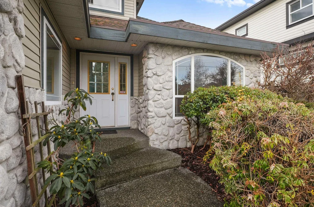 6203 190 STREET, Surrey BC V3S 8S4, Surrey BC — Residential for Sale - Photo 3