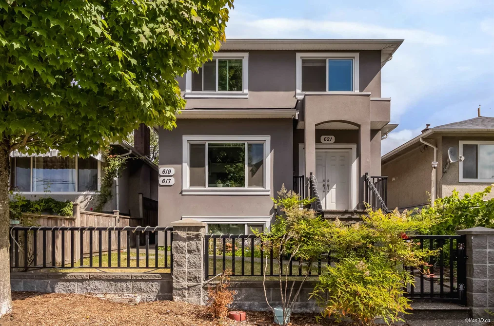 House for sale at 621 E 65th Avenue Vancouver British Columbia - MLS: R3150713