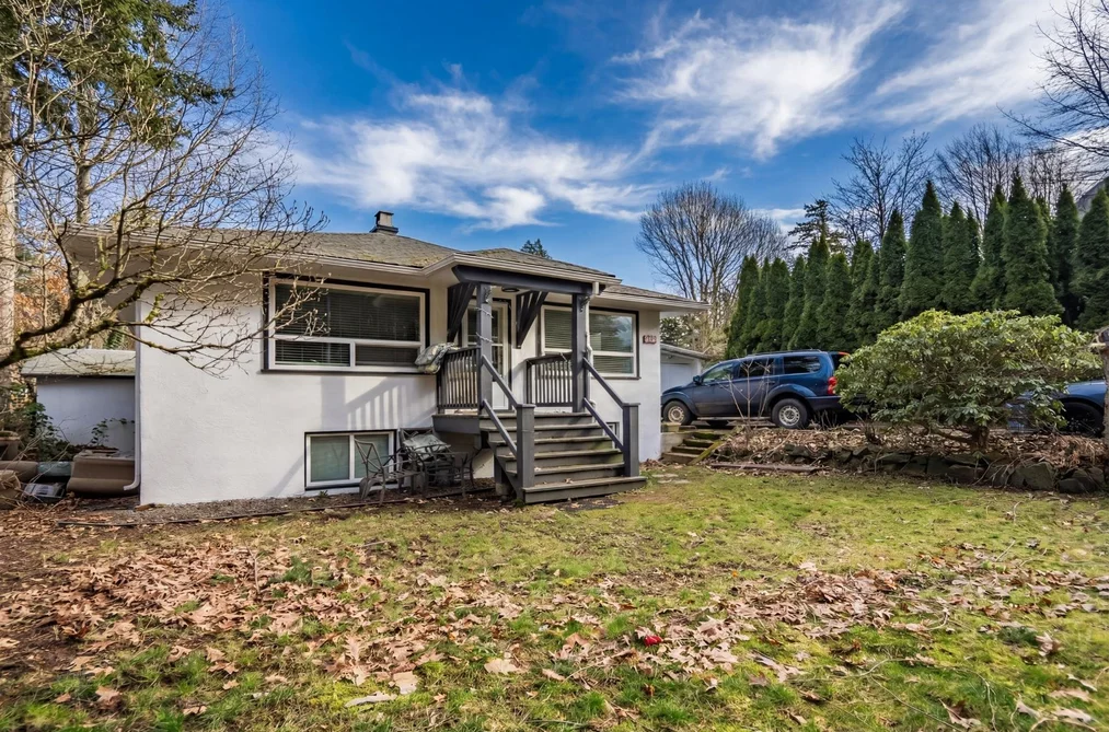 House for sale at 621 Water Avenue Hope British Columbia - MLS: R3094615