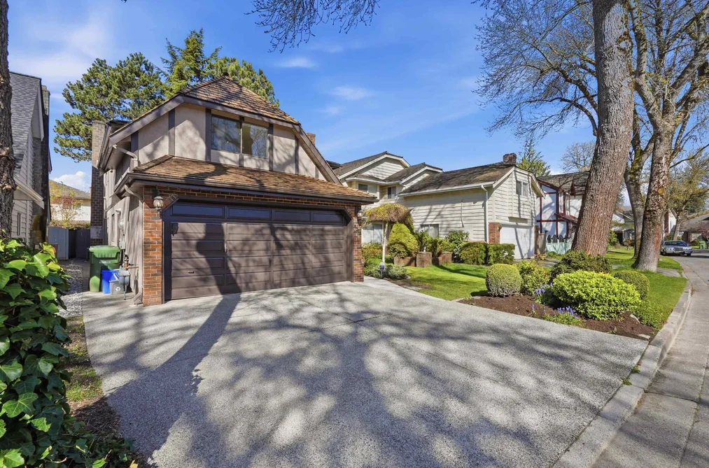 6215 GARNET DRIVE, Richmond BC V7C 4Z8, Richmond BC — Residential for Sale - Photo 2