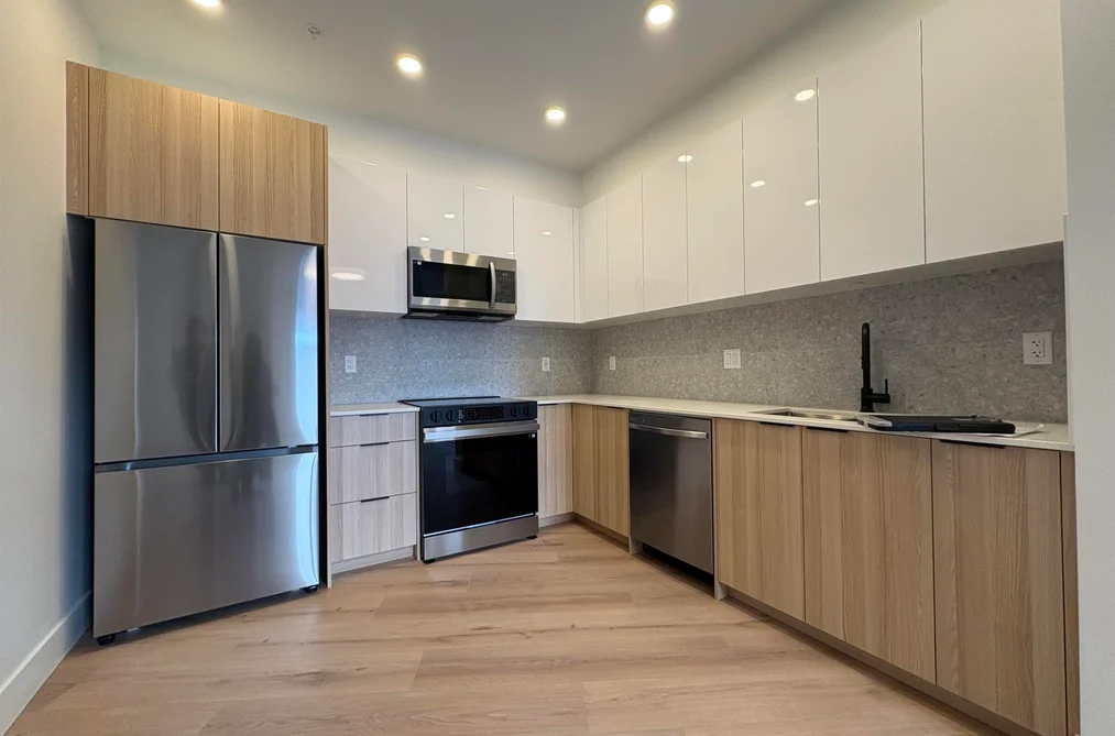 Condo for sale at 622 20769 Fraser Highway Langley British Columbia - MLS: R3111263