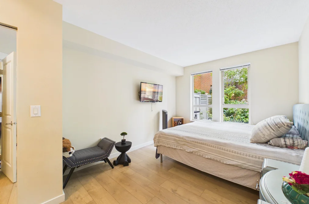 6222 Logan Lane, Vancouver, BC - Townhouse for Sale - Photo 10 of 24 6222 Logan Lane, Vancouver, BC - Townhouse for Sale - Photo 10 of 24