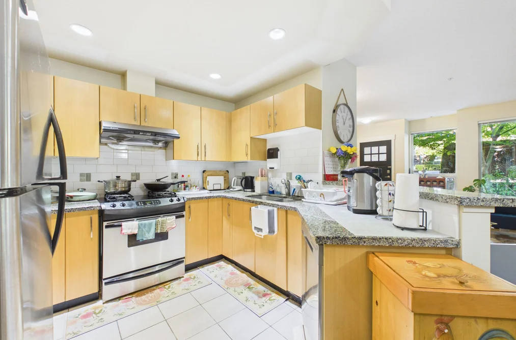 6222 Logan Lane, Vancouver, BC - Townhouse for Sale - Photo 14 of 24 6222 Logan Lane, Vancouver, BC - Townhouse for Sale - Photo 14 of 24
