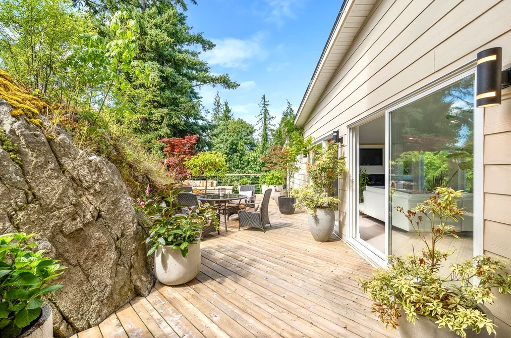 6236 SUMMIT AVENUE, West Vancouver BC V7W 1Y2, West Vancouver BC — Residential for Sale — Photo 5 of 40