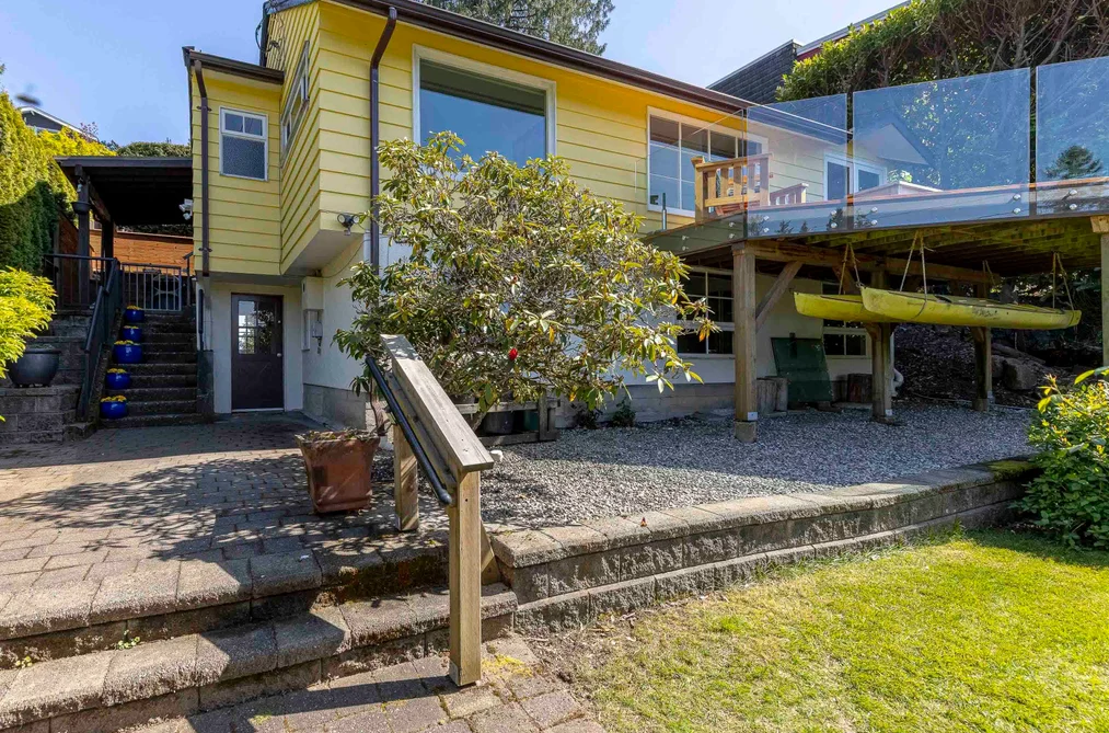 6248 WELLINGTON AVENUE, West Vancouver BC V7W 2H4, West Vancouver BC — Residential for Sale - Photo 3
