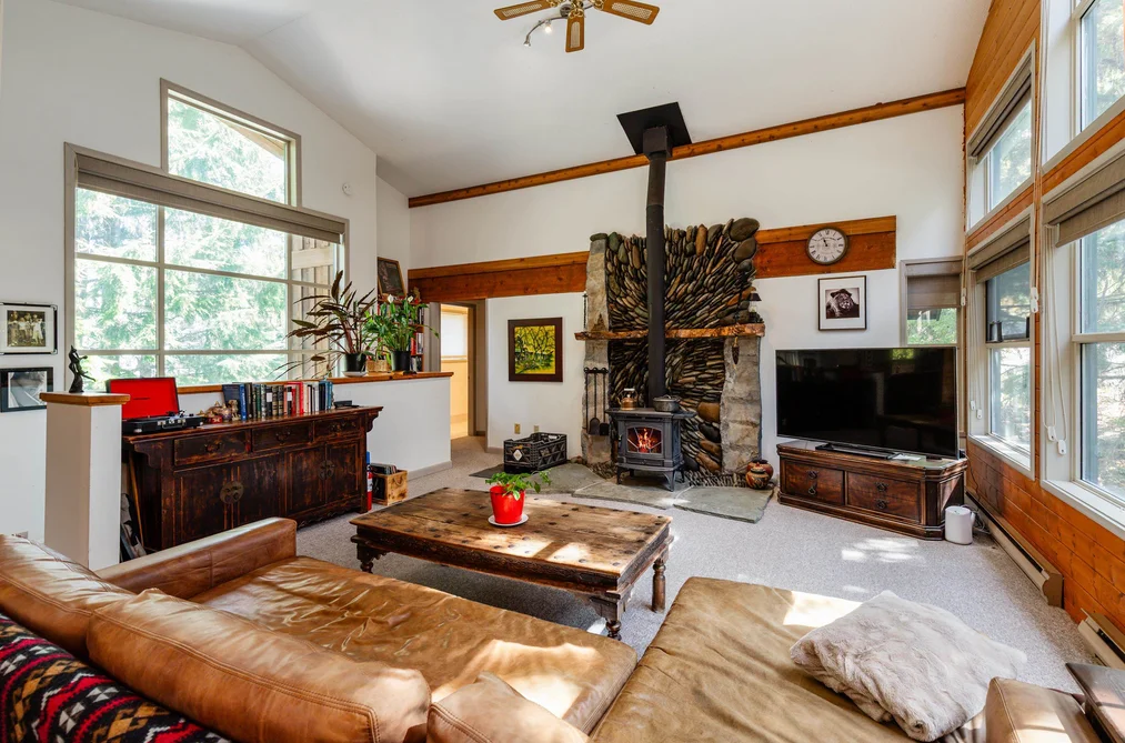 6250 EAGLE DRIVE, Whistler BC V8E 0C7, Whistler BC — Residential for Sale - Photo 6