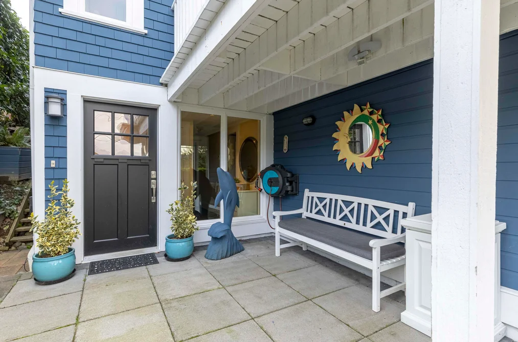 6252 WELLINGTON AVENUE, West Vancouver BC V7W 2H4, West Vancouver BC — Residential for Sale - Photo 2