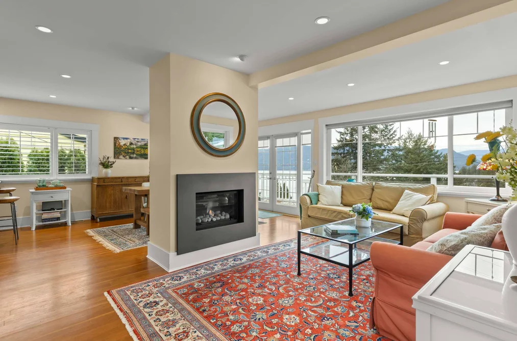 6252 WELLINGTON AVENUE, West Vancouver BC V7W 2H4, West Vancouver BC — Residential for Sale - Photo 3