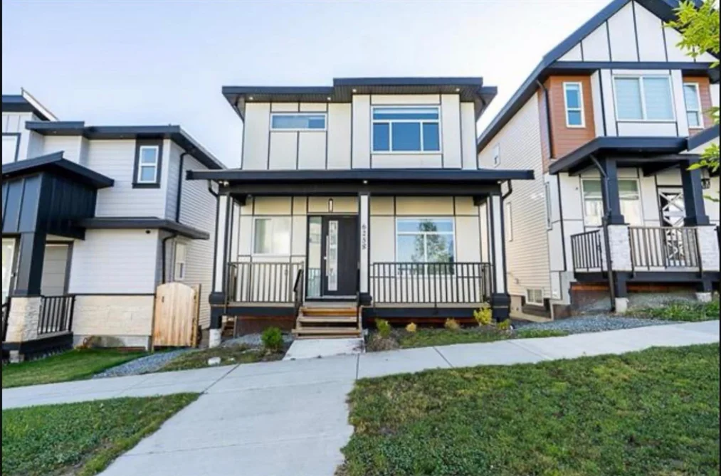 House for sale at 6258 147b Street Surrey British Columbia - MLS: R3118062