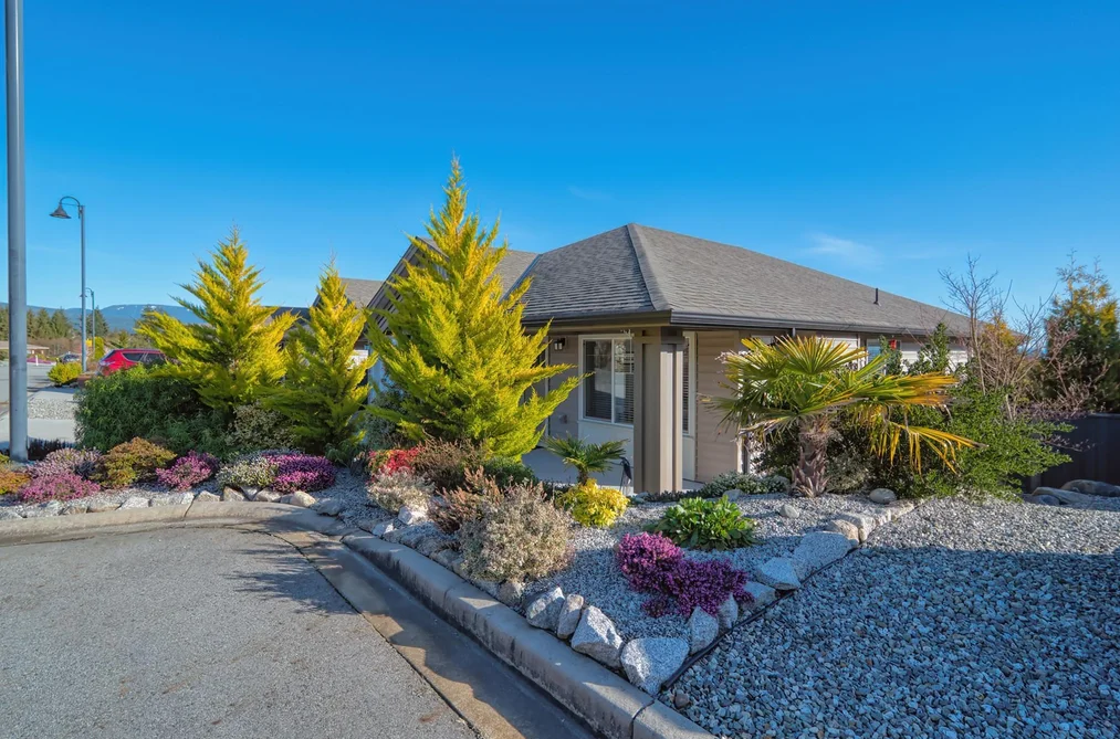 6263 APOLLO ROAD, Sechelt BC V7Z 0N7, Sechelt BC — Residential for Sale - Photo 2