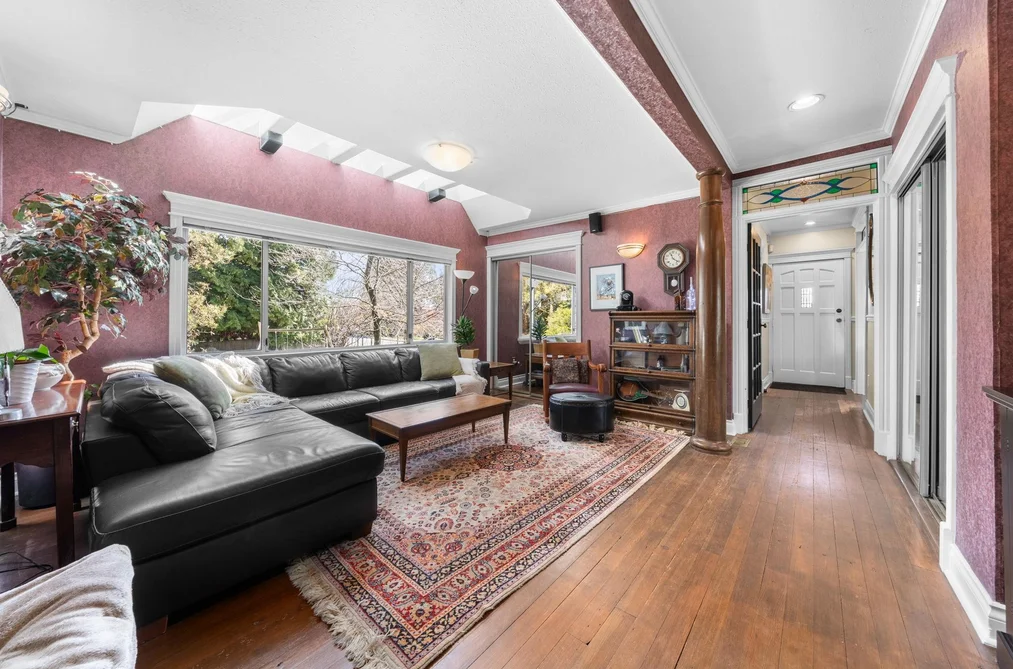 628 E 5TH STREET, North Vancouver BC V7L 1M7, North Vancouver BC — Residential for Sale - Photo 2