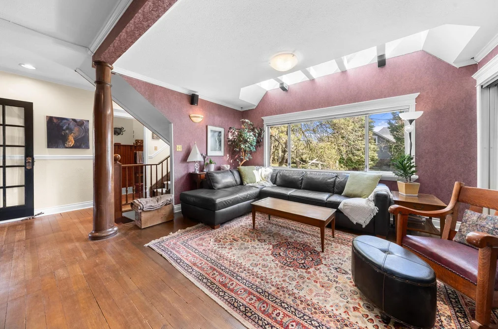 628 E 5TH STREET, North Vancouver BC V7L 1M7, North Vancouver BC — Residential for Sale - Photo 3