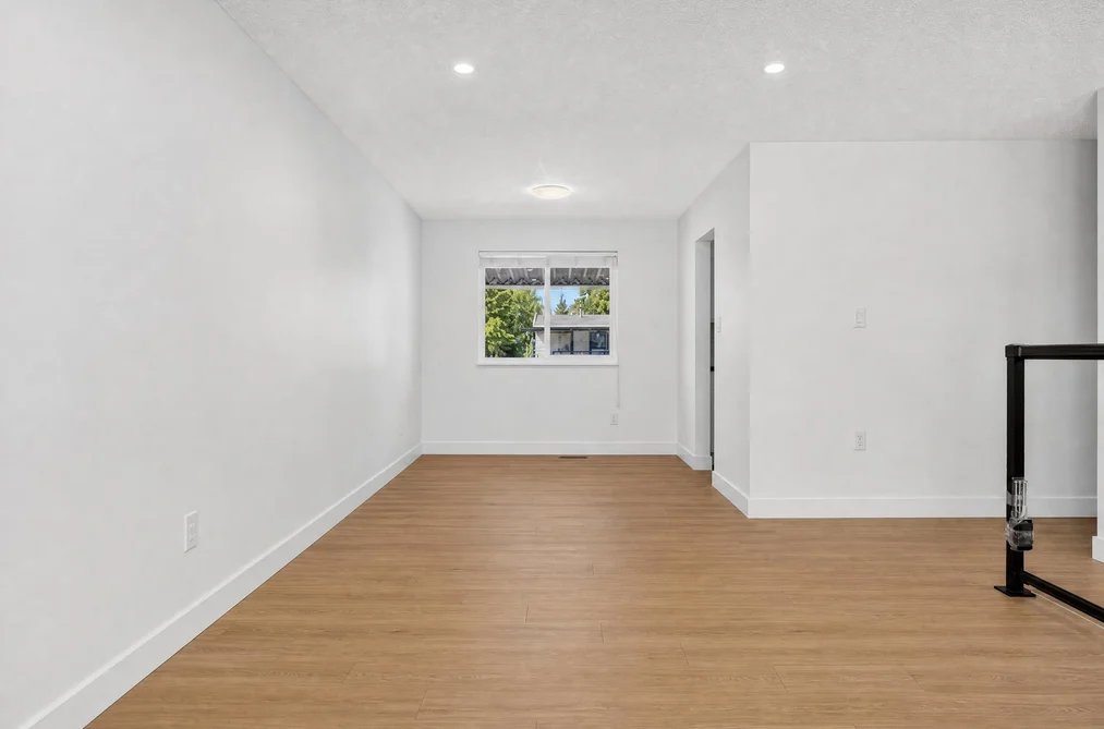6285 173A Street, Surrey, BC - House for Sale - Photo 15 of 37 6285 173A Street, Surrey, BC - House for Sale - Photo 15 of 37