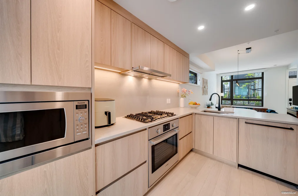 6292 OAK STREET, Vancouver BC V6M 2W4, Vancouver BC — Residential for Sale — Photo 4 of 30