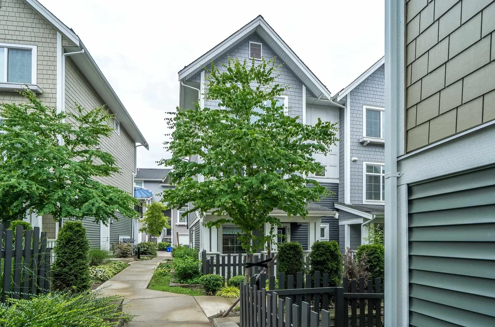 63 20180 84 AVENUE, Langley BC V2Y 3N5, Langley BC — Residential for Sale - Photo 2