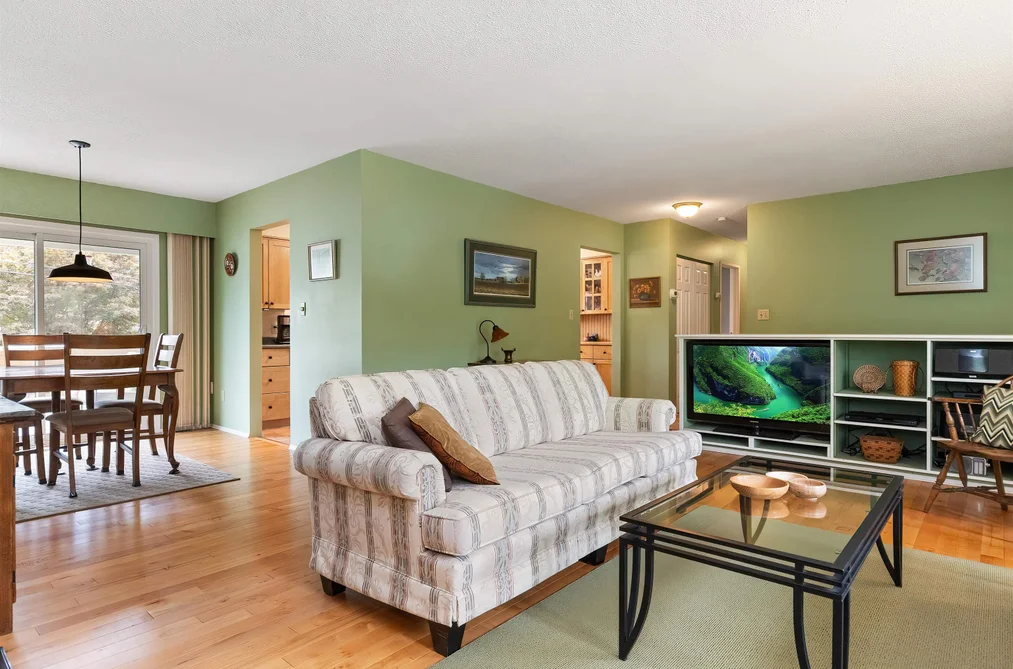 630 HAZEL STREET, Hope BC V0X 1L0, Hope BC — Residential for Sale — Photo 10 of 40