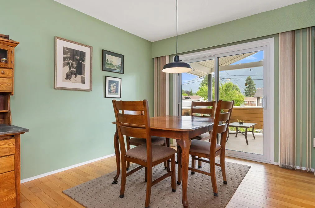 630 HAZEL STREET, Hope BC V0X 1L0, Hope BC — Residential for Sale — Photo 11 of 40