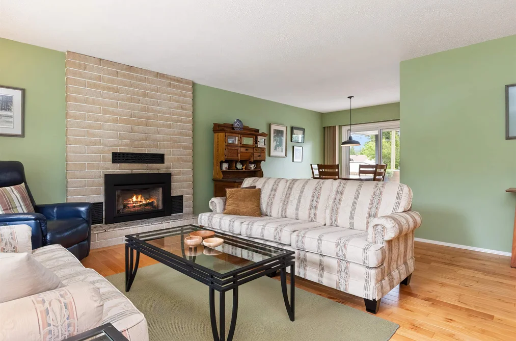 630 HAZEL STREET, Hope BC V0X 1L0, Hope BC — Residential for Sale — Photo 9 of 40