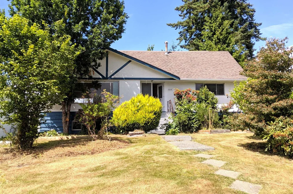 House for sale at 6319 Lochdale Street Burnaby British Columbia - MLS: R3156422