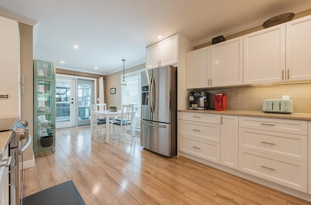 6319 TOWER STREET, Sechelt BC V7Z 0T7, Sechelt BC — Residential for Sale - Photo 2